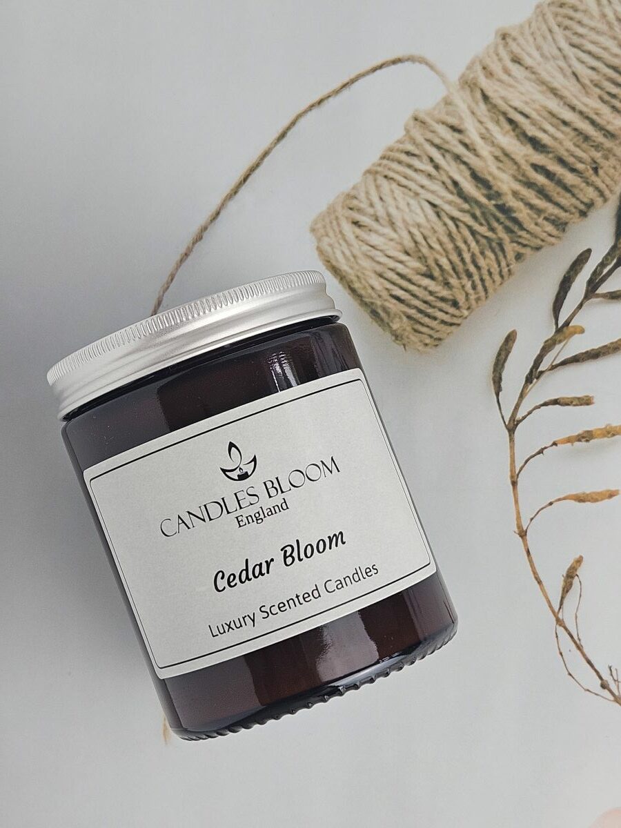Cedar Bloom Scented Candle