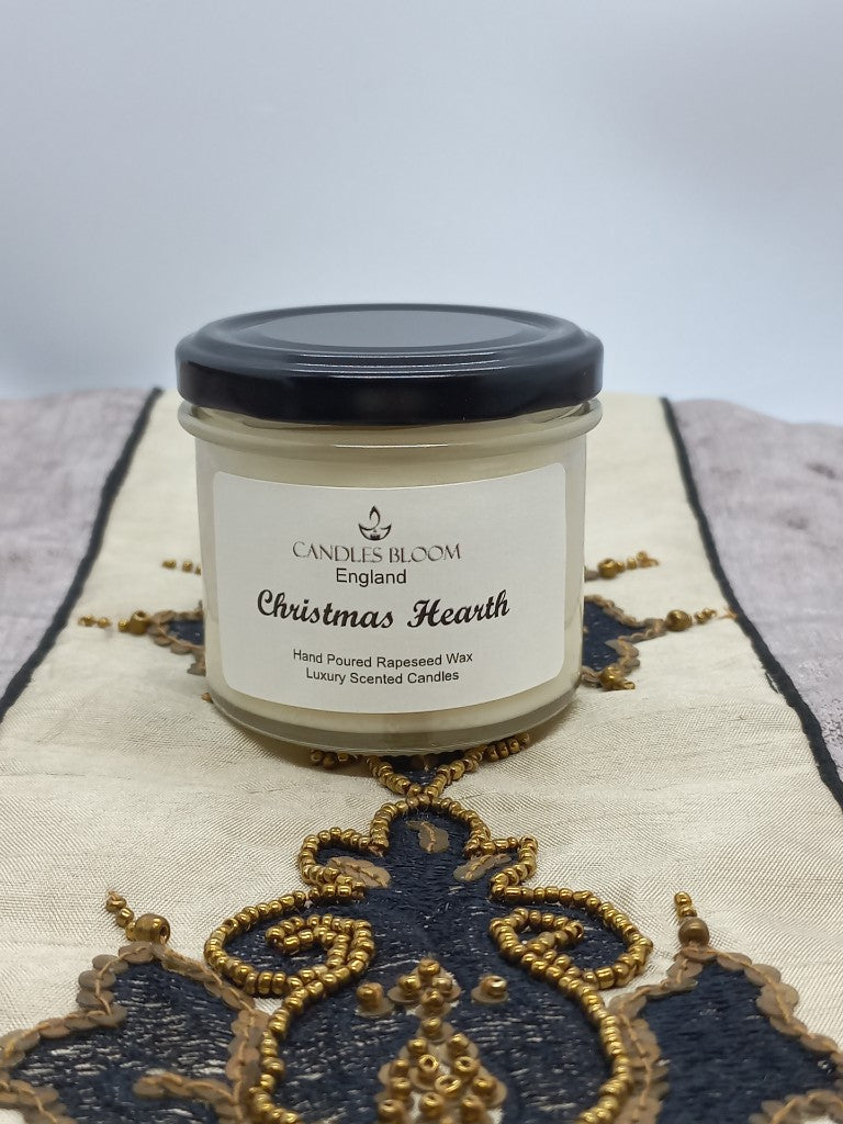 Christmas-Hearth-130ml-Scented-candle